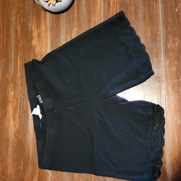 H&M Pants - Black Shorts with Lace Bottom (258)